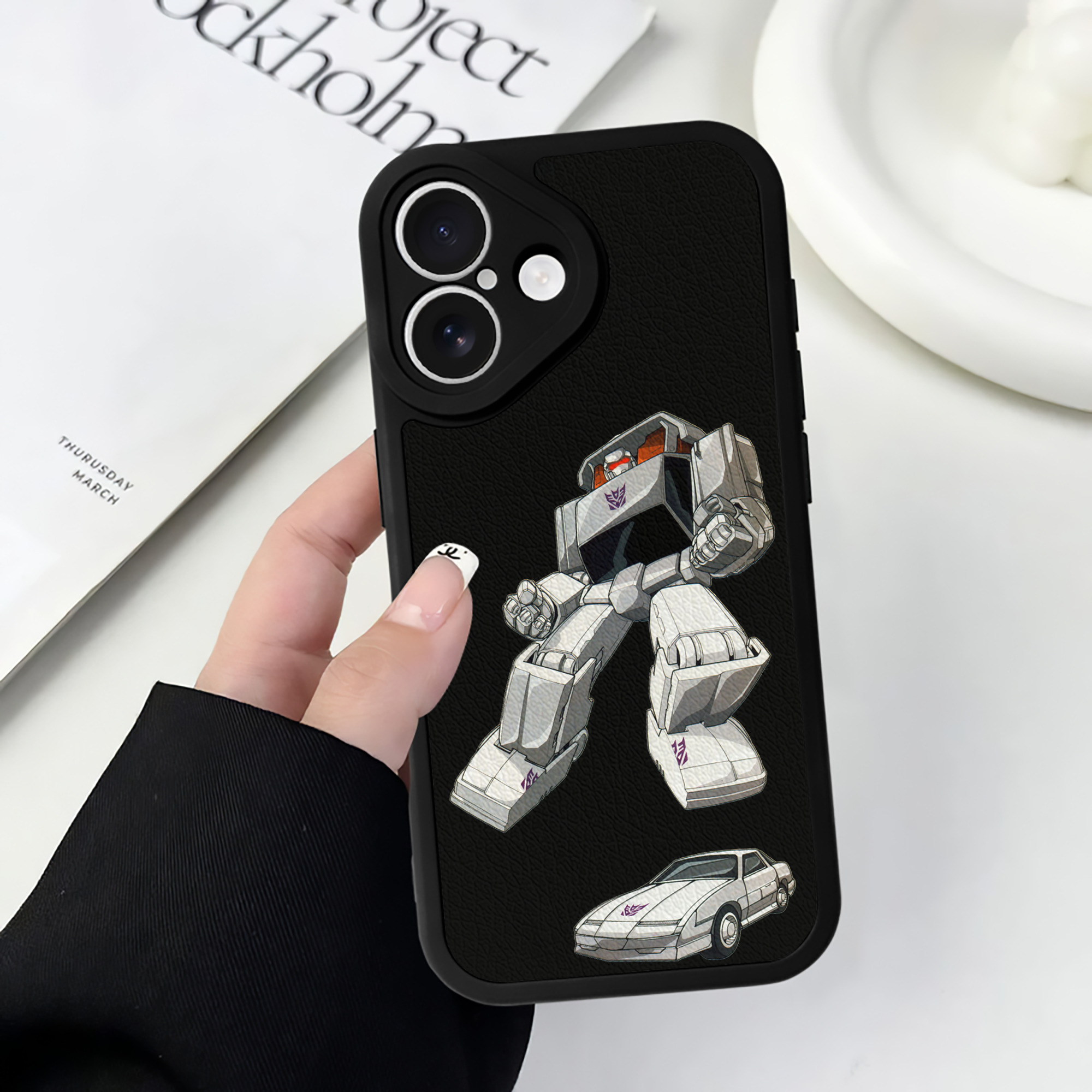 （画像用）  【iPhone 16シリーズ対応】シリコンスマホケース（レザー調） 材質：シリコン